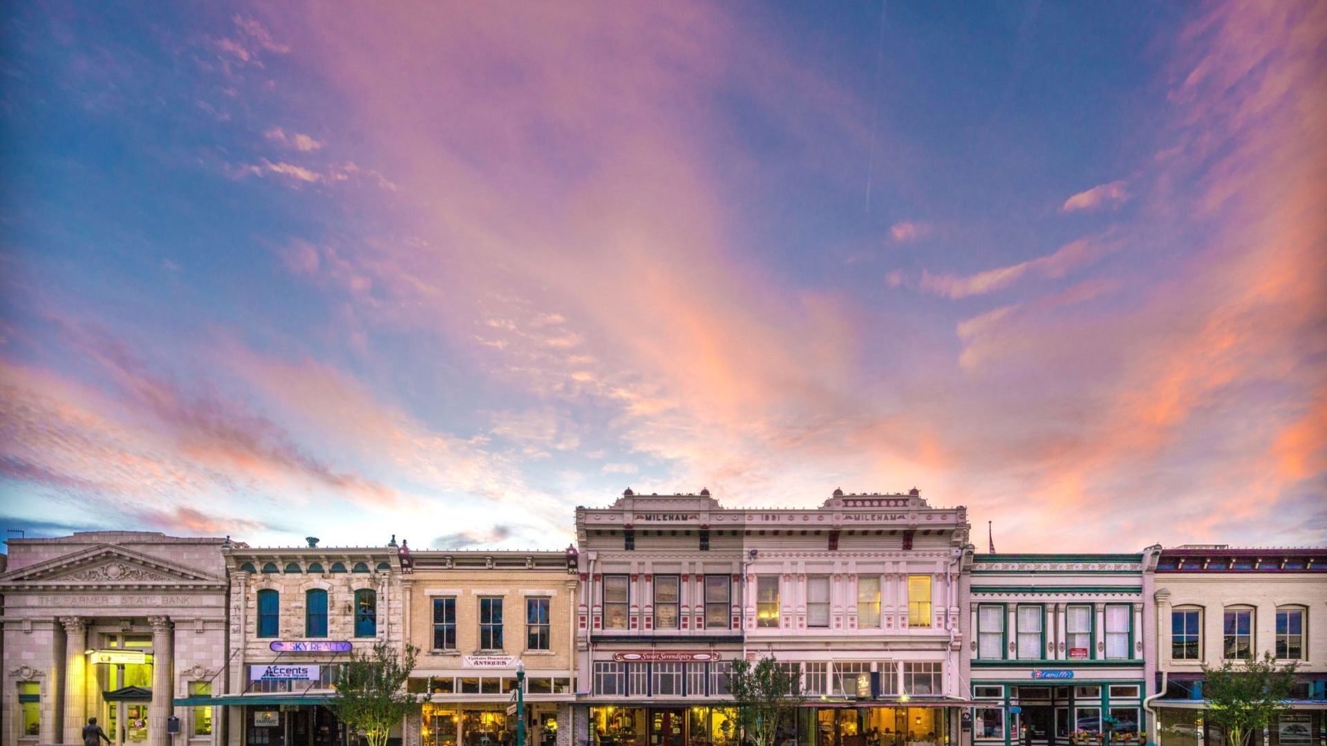 Austin-Avenue-Sunset-1920x1080-1-1920x1080.jpg