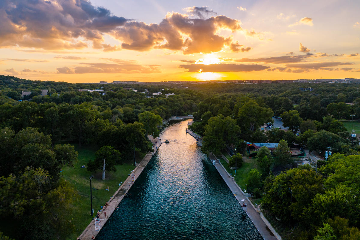 Barton_Springs_Pool_Sunset_Credit_Ryan_Kyte_Lifetime_Usage_ecf590c9-1679-45a5-ad54-afa1fddc7a3f.jpg